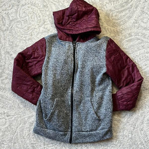 𝅺BOYS Sweater Jacket Old Navy Grey Burgundy Size Large 10-12